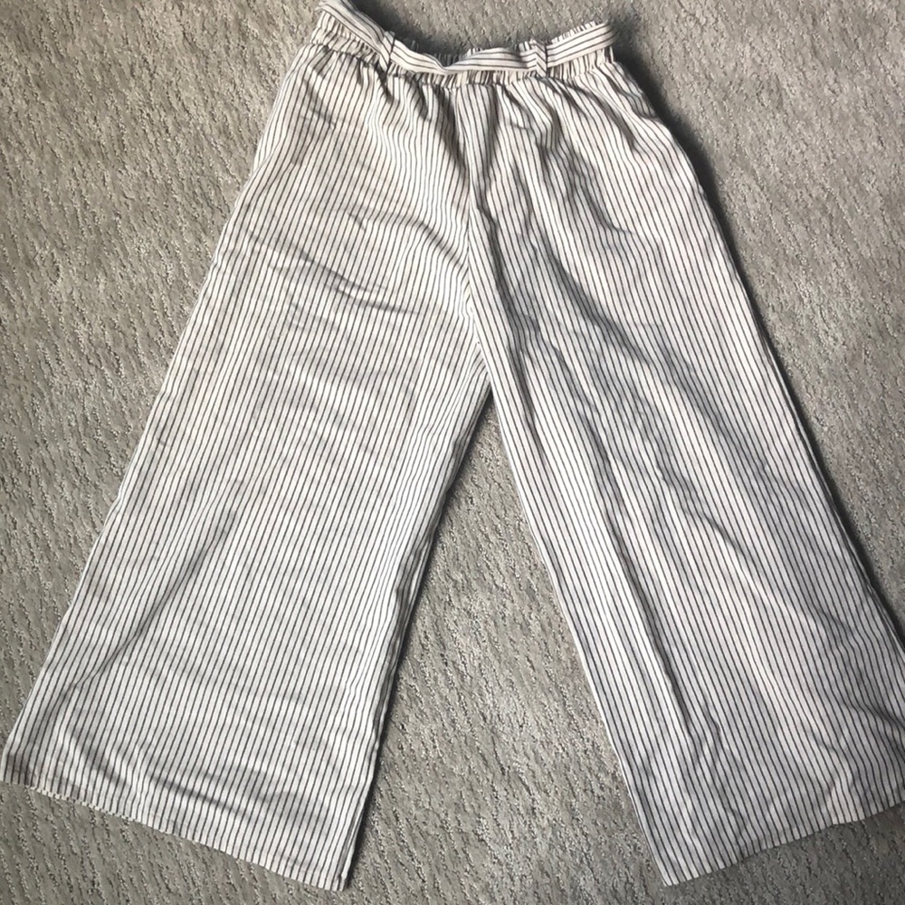 Cropped pants - Picture 2 of 2